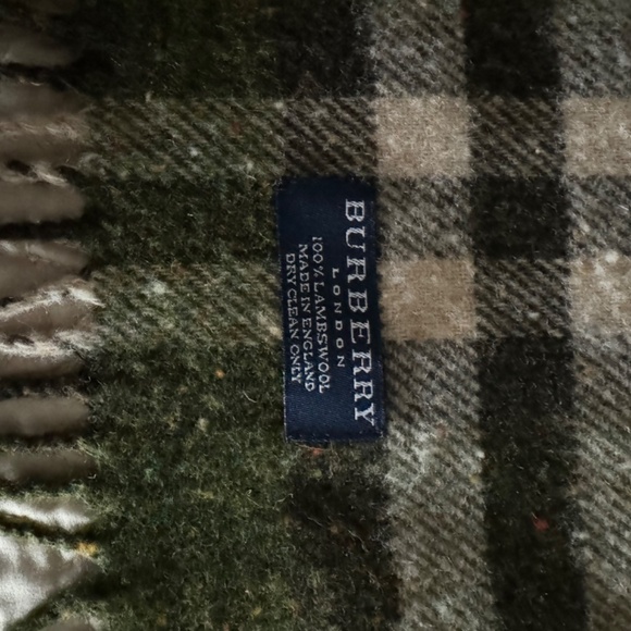 BURBERRY + NET SUSTAIN fringed checked cashmere scarf | NET  Burberry scarf